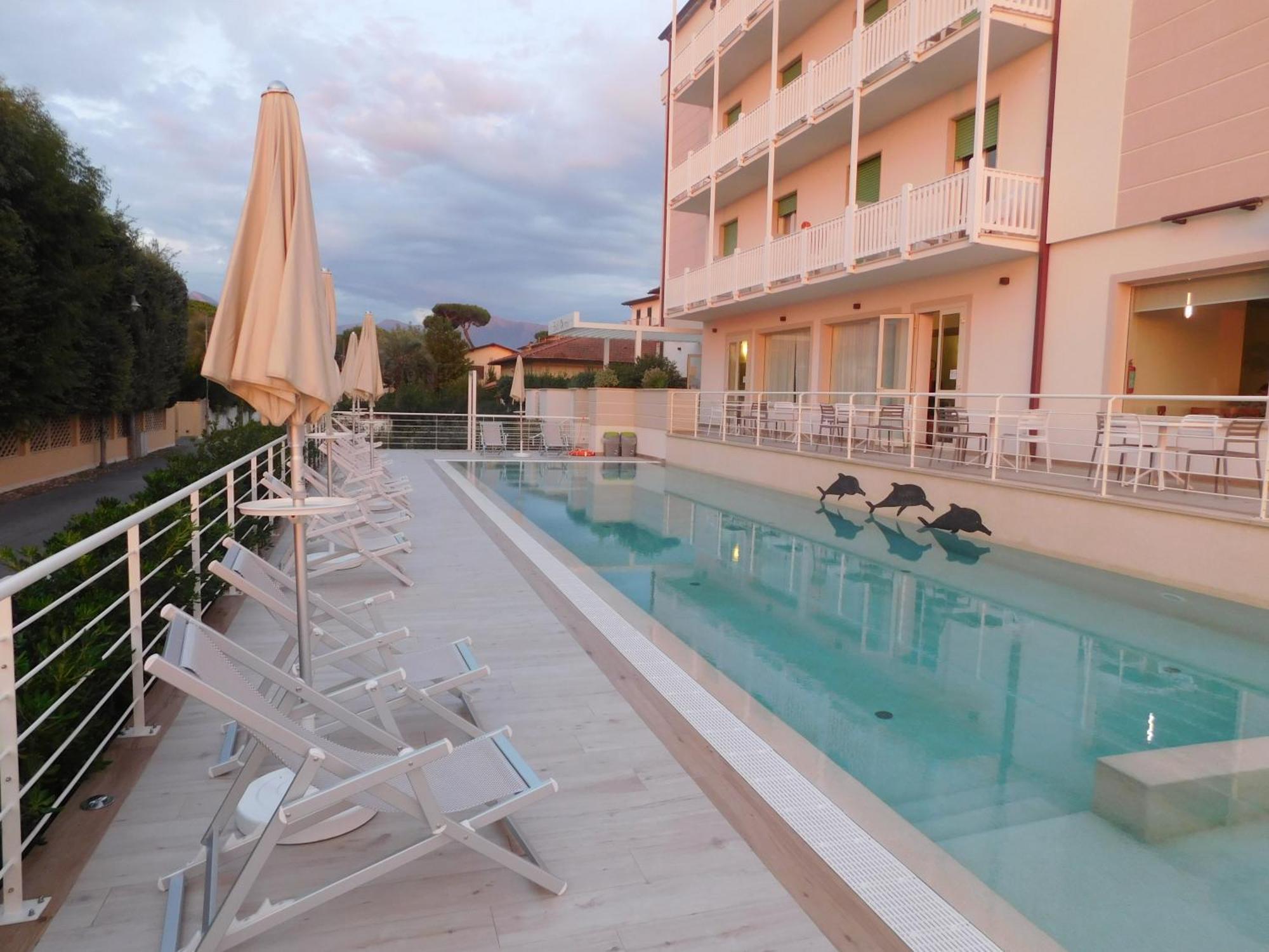 Hotel Oceano Marina di Pietrasanta Exterior foto